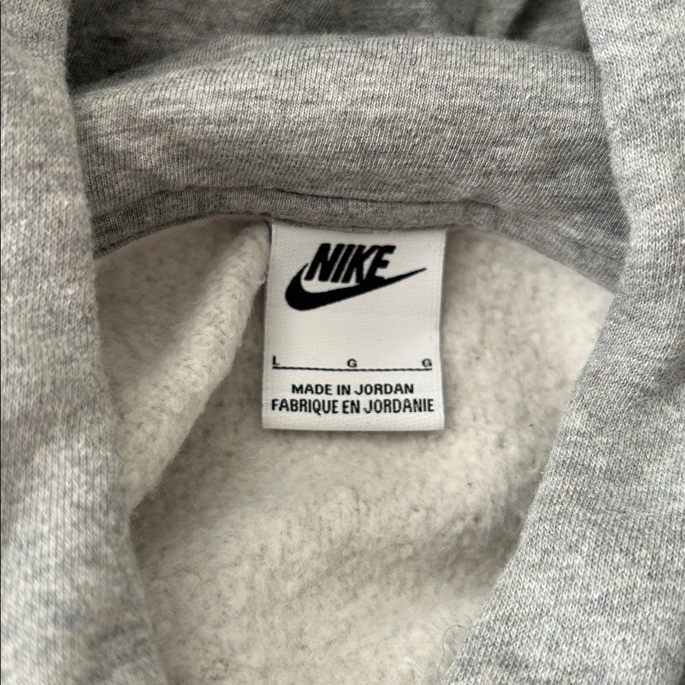 Nike Light Gray Men's Hoodie - Picture 3 of 3